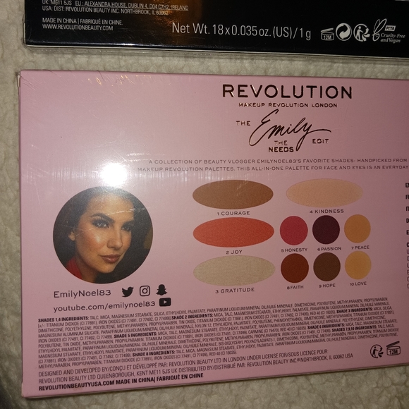 *SEALED* Revolution Emily Edit The Needs & Tammi X Tropical Carnival Palettes - Picture 12 of 12